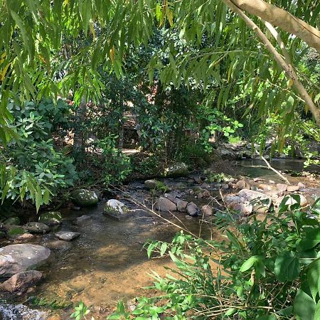 איליה-בלה Casa Com Cachoeira No Quintal!!! מראה חיצוני תמונה